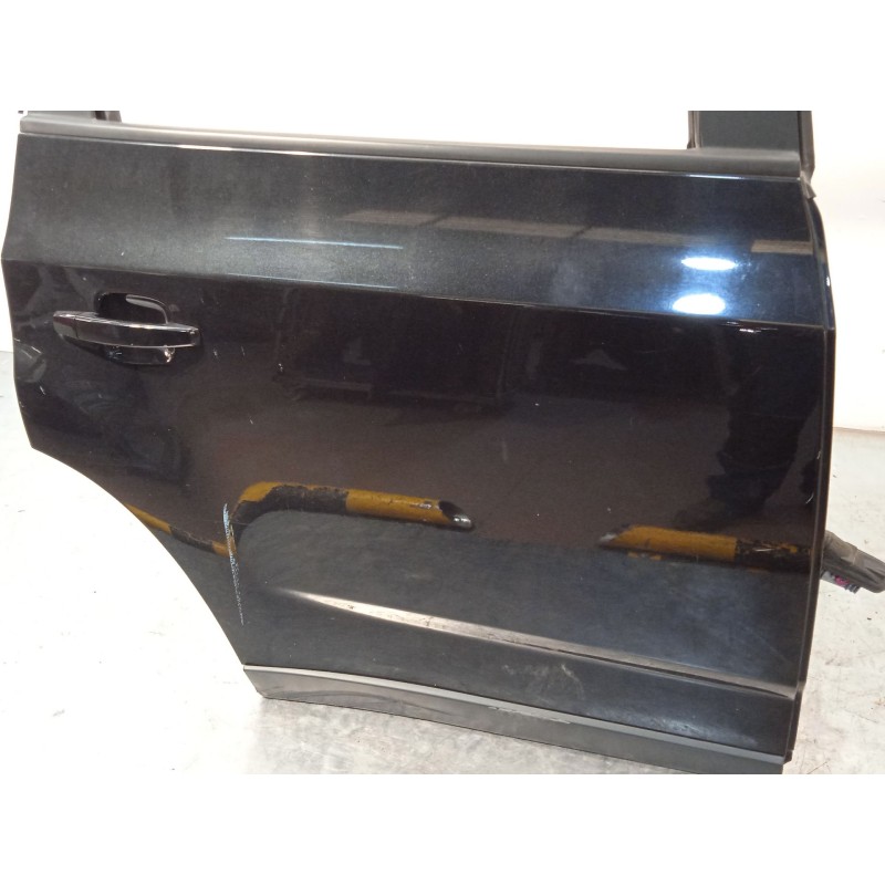 Recambio de puerta trasera derecha para chevrolet orlando lt referencia OEM IAM 95242607  