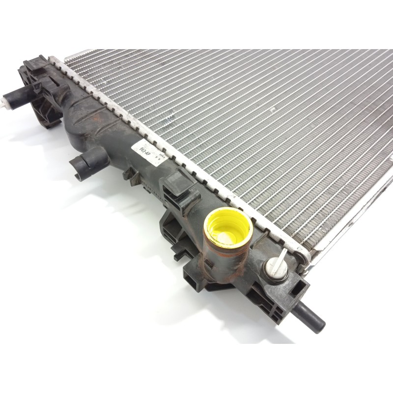 Recambio de radiador agua para chevrolet orlando lt referencia OEM IAM 13267666  