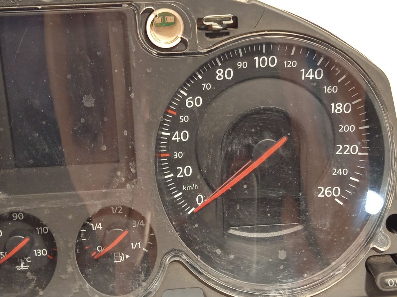 Recambio de cuadro instrumentos para volkswagen passat variant (3c5) trendline referencia OEM IAM 3C0920870QX 3C0920870QX000 