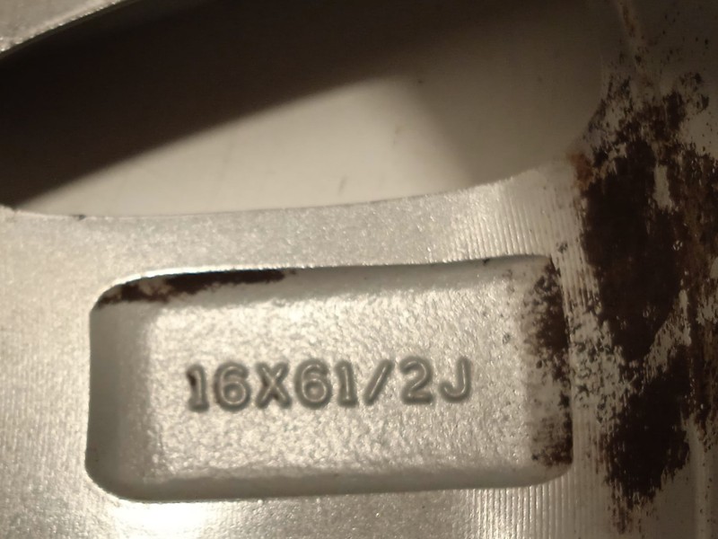 Recambio de llanta para mazda 3 lim. () 2.2 turbodiesel cat referencia OEM IAM 9965E76560  