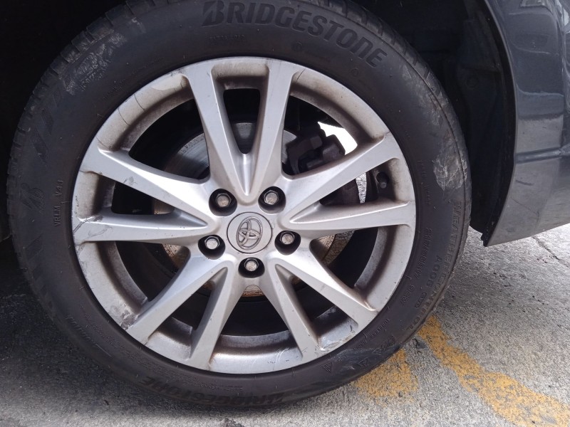 toyota avensis station wagon (_t27_) del año 2011