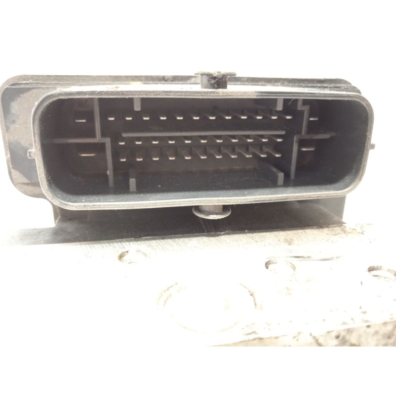 Recambio de abs para hyundai i30 (gd) style referencia OEM IAM 58920A6210 6158945200 A658920500