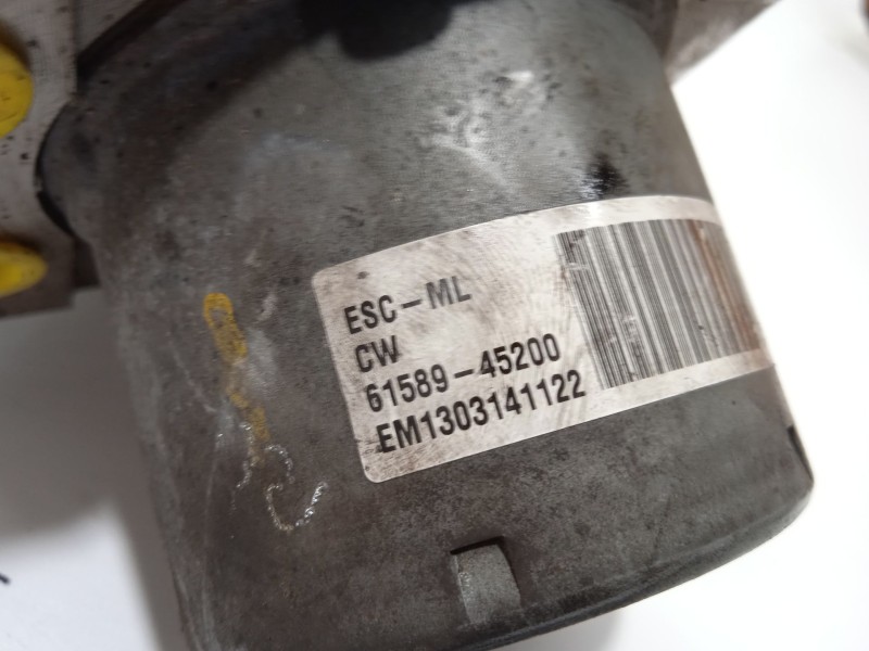 Recambio de abs para hyundai i30 (gd) style referencia OEM IAM 58920A6210 6158945200 A658920500