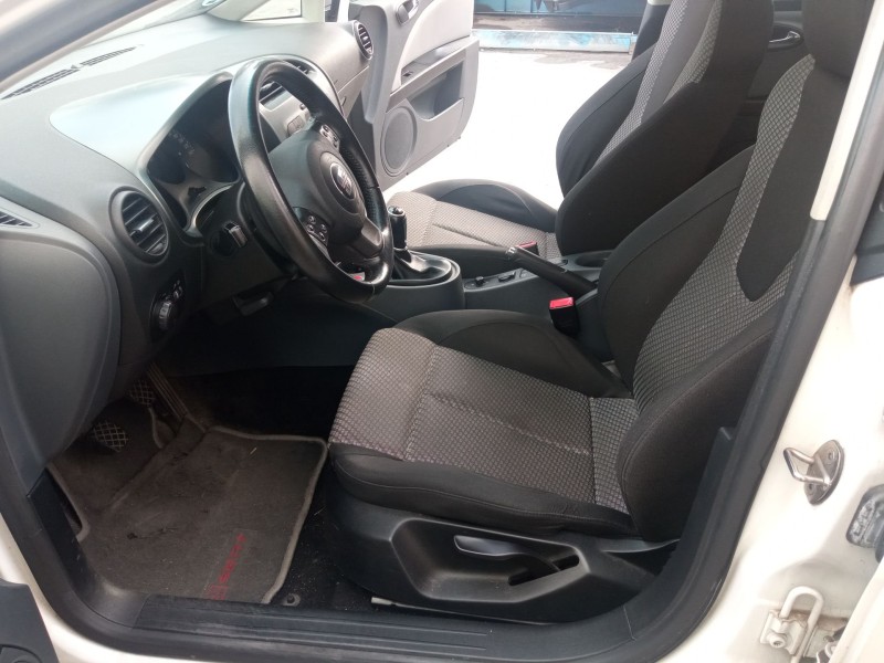 seat leon (1p1) del año 2008