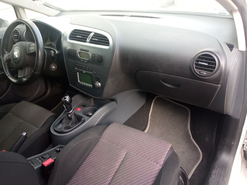 seat leon (1p1) del año 2008