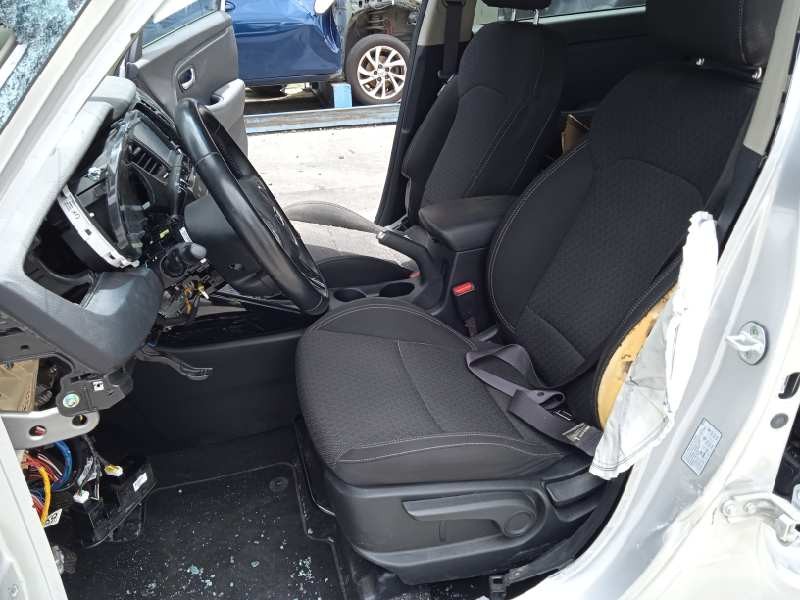 kia carens iv van (a4) del año 2018