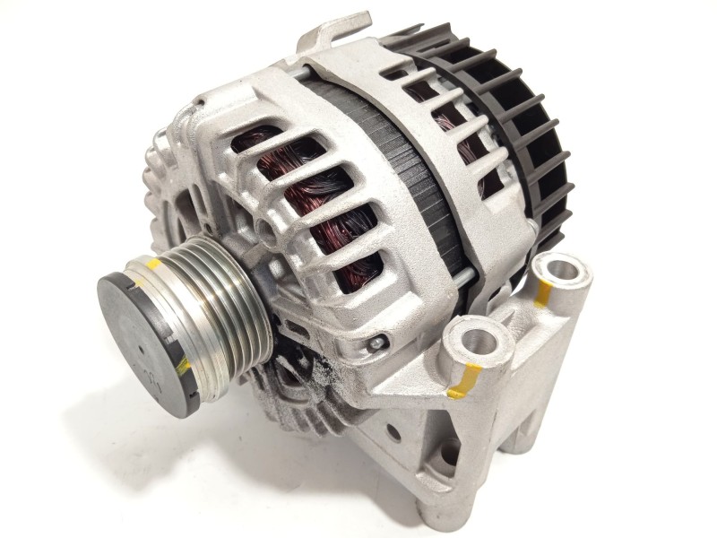Recambio de alternador para mg mg zs suv 1.5 vti referencia OEM IAM 10582349 2724577 FGN12S200