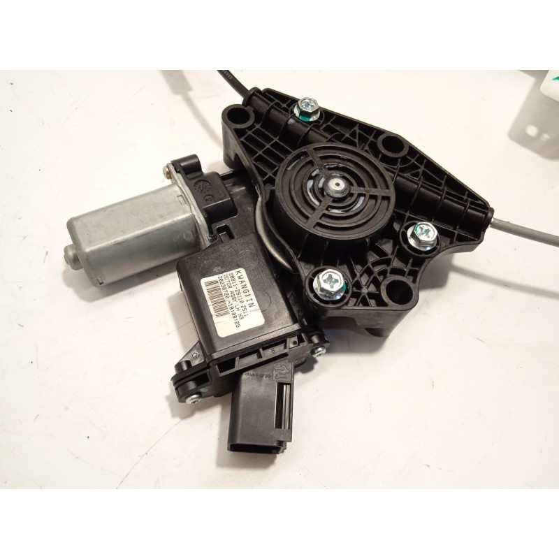 Recambio de elevalunas delantero izquierdo para mg mg zs suv 1.5 vti referencia OEM IAM 10233935  