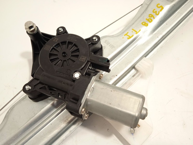 Recambio de elevalunas trasero izquierdo para mg mg zs suv 1.5 vti referencia OEM IAM 10233937  