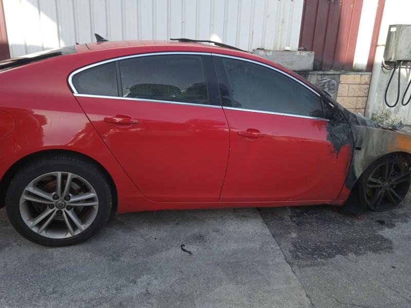 opel insignia a (g09) del año 2011