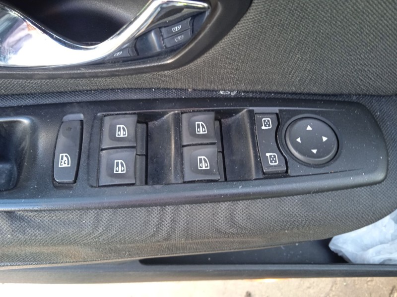 renault megane iii hatchback (bz0/1_, b3_) del año 2012