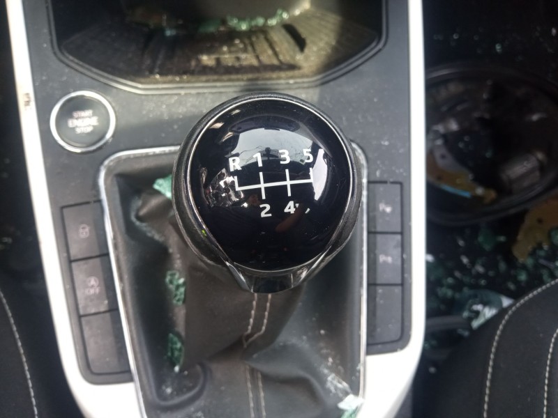 seat arona (kj7, kjp) del año 2019