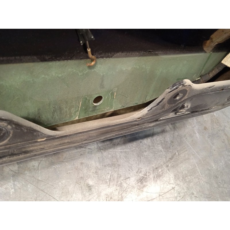 Recambio de puerta trasera izquierda para volkswagen touran (1t1) advance referencia OEM IAM 1T0833055R 1T0833055S 