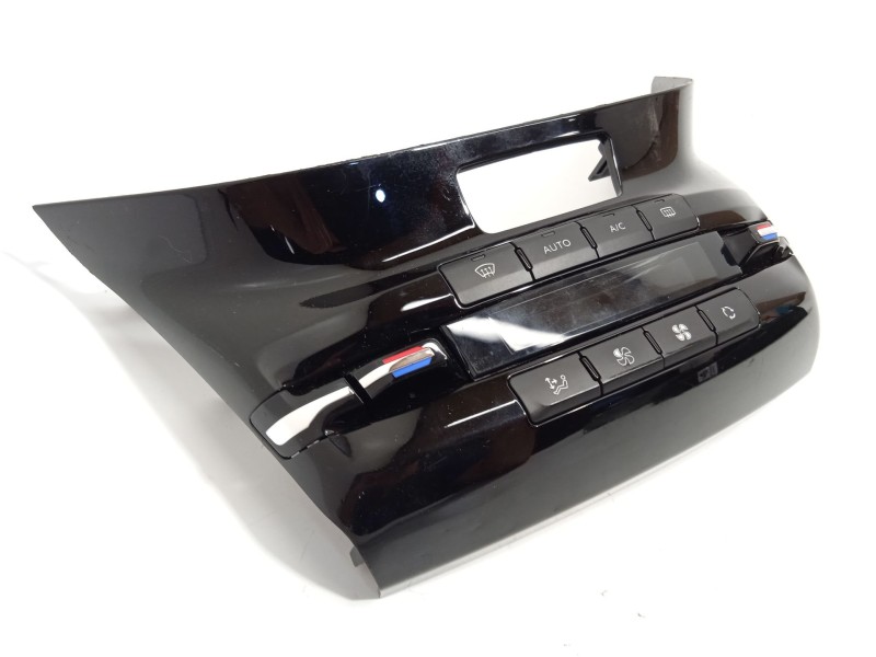Recambio de mando climatizador para peugeot 208 allure referencia OEM IAM 98195706XU  