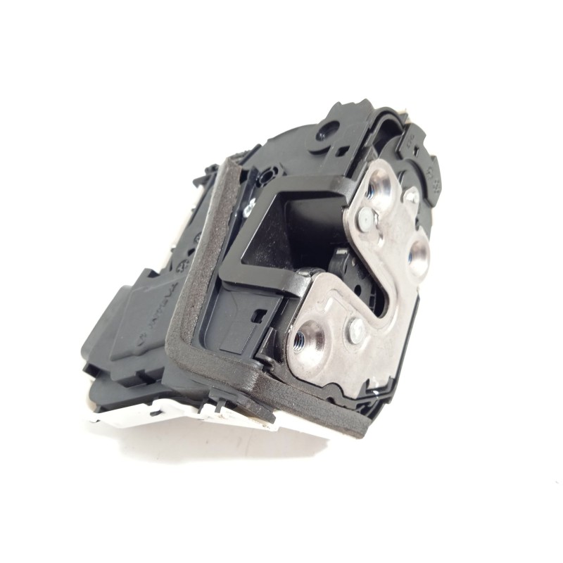 Recambio de cerradura puerta delantera izquierda para mg mg zs suv 1.5 vti referencia OEM IAM 10845780  