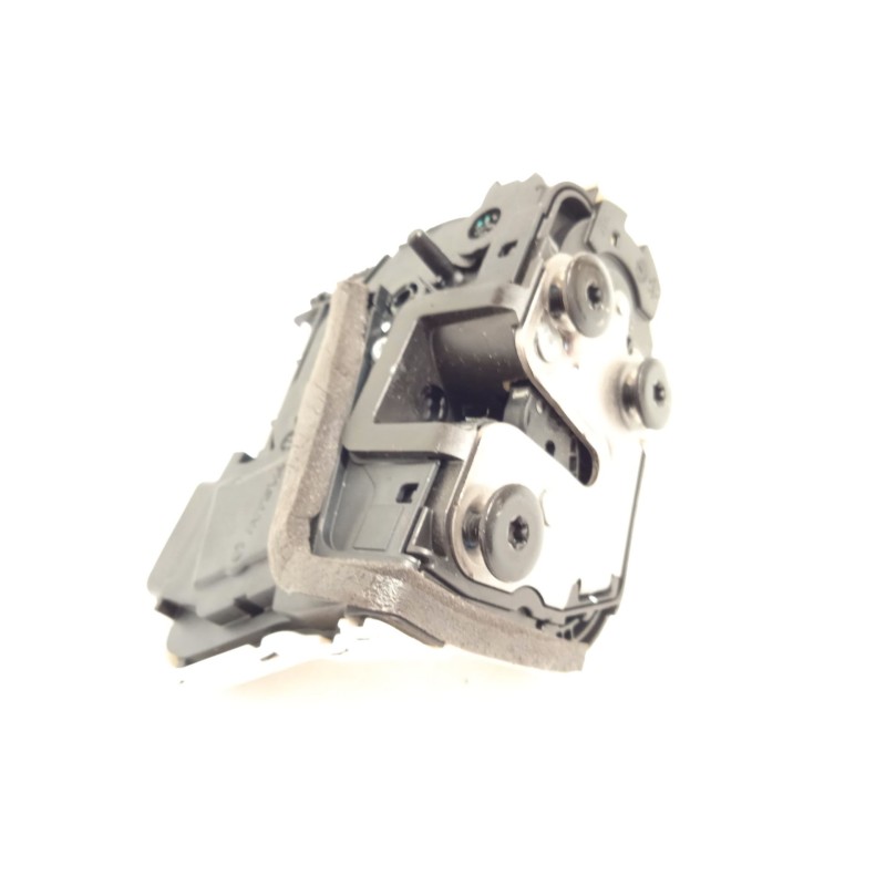 Recambio de cerradura puerta trasera izquierda para mg mg zs suv 1.5 vti referencia OEM IAM 10845782  