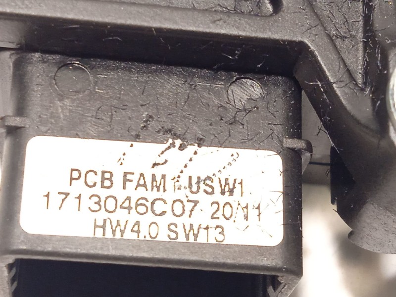 Recambio de motor techo electrico para peugeot 5008 1.6 hdi fap referencia OEM IAM 8401WH  