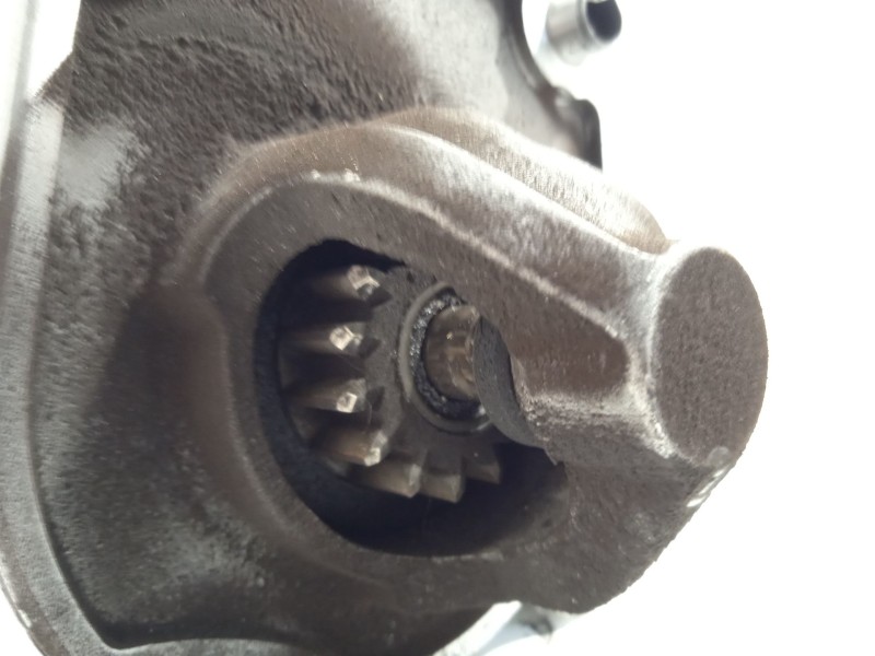 Recambio de motor arranque para peugeot 208 allure referencia OEM IAM 9674077280  ESM18E8