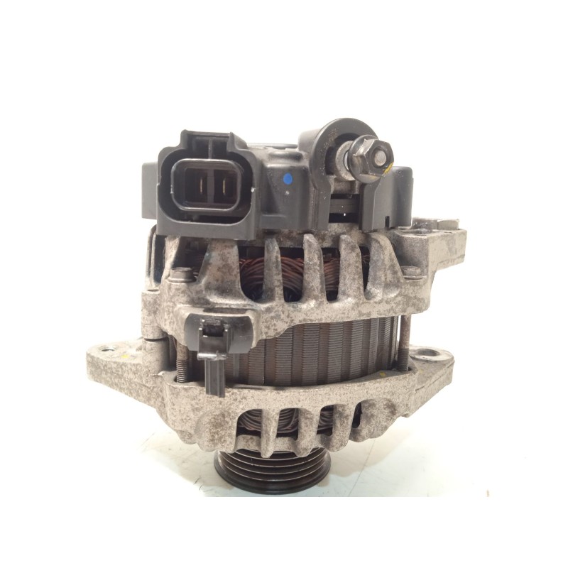Recambio de alternador para hyundai i30 classic referencia OEM IAM 373002B101  