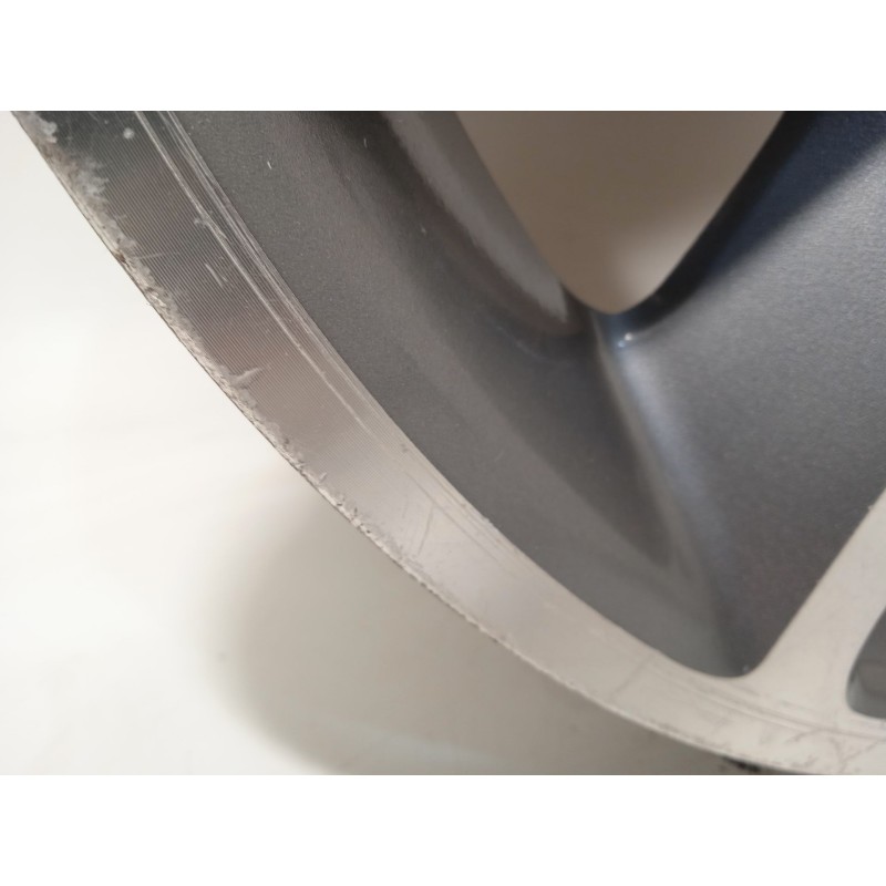 Recambio de llanta para citroën c-crosser 2.2 hdi fap cat referencia OEM IAM 5402T5  