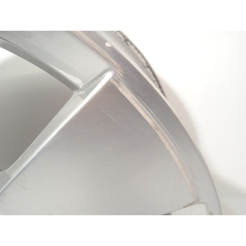 Recambio de llanta para skoda yeti 1.2 tsi referencia OEM IAM 5L0601025G 5L0601025G8Z8 