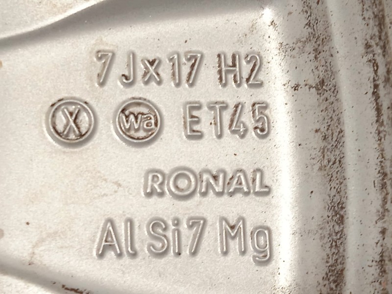 Recambio de llanta para skoda yeti 1.2 tsi referencia OEM IAM 5L0601025G 5L0601025G8Z8 