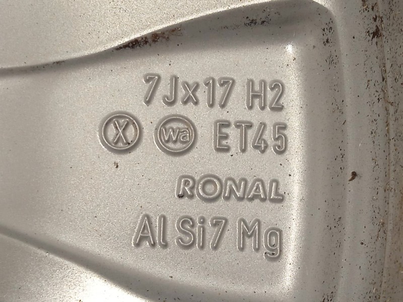 Recambio de llanta para skoda yeti 1.2 tsi referencia OEM IAM 5L0601025G 5L0601025G8Z8 