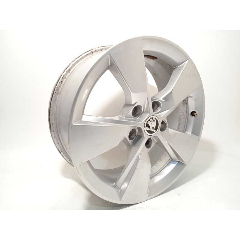 Recambio de llanta para skoda yeti 1.2 tsi referencia OEM IAM 5L0601025G 5L0601025G8Z8 