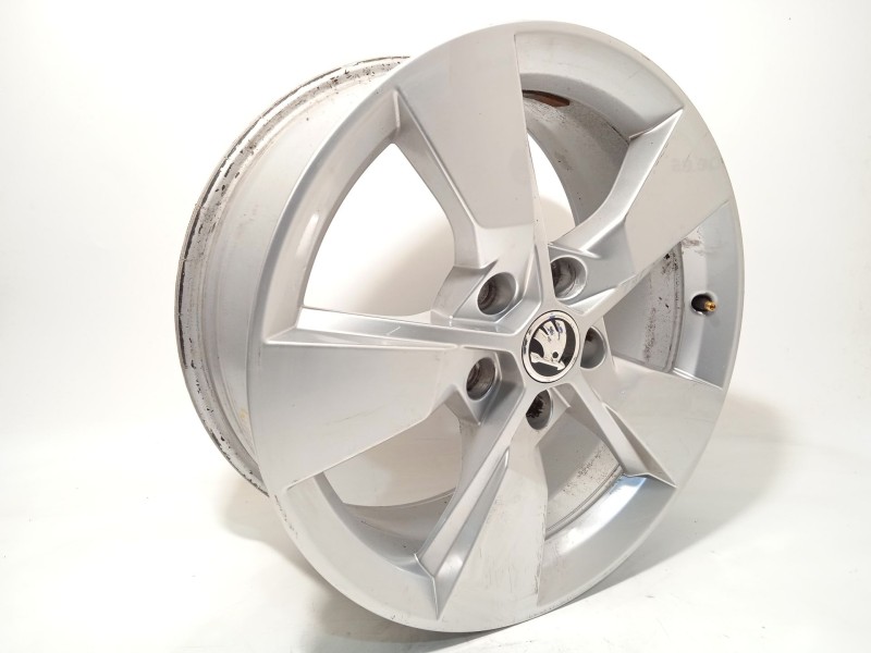 Recambio de llanta para skoda yeti 1.2 tsi referencia OEM IAM 5L0601025G 5L0601025G8Z8 