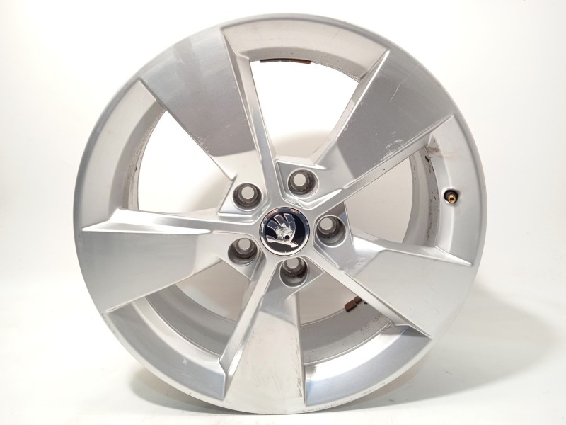 Recambio de llanta para skoda yeti 1.2 tsi referencia OEM IAM 5L0601025G 5L0601025G8Z8 