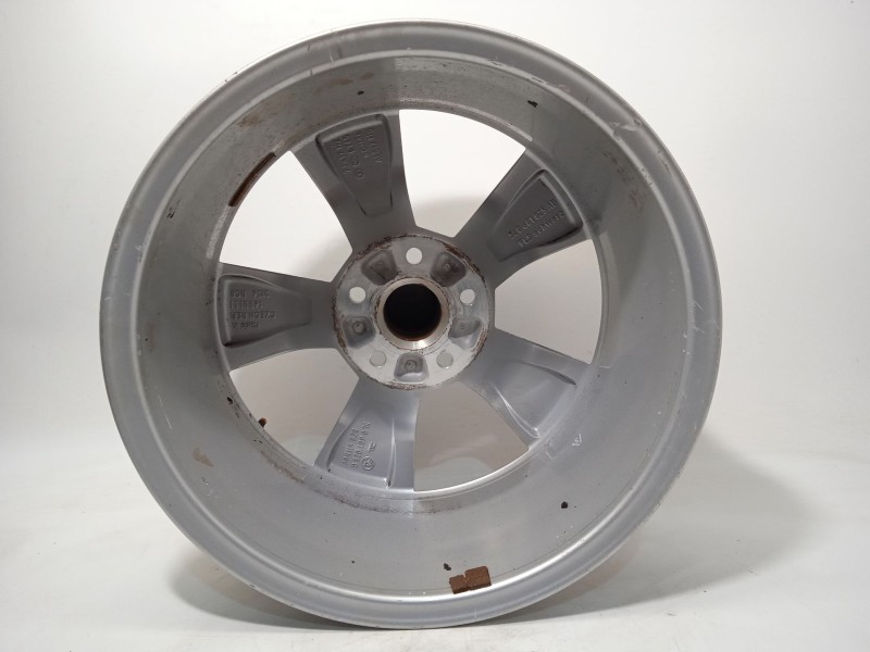 Recambio de llanta para skoda yeti 1.2 tsi referencia OEM IAM 5L0601025G 5L0601025G8Z8 