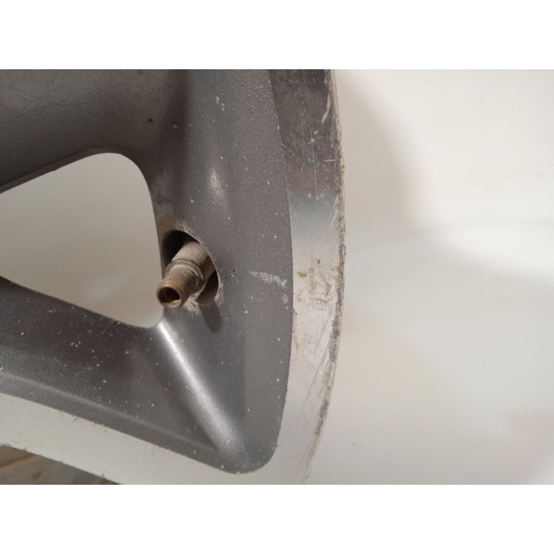 Recambio de llanta para citroën c-crosser 2.2 hdi fap cat referencia OEM IAM 5402T5  