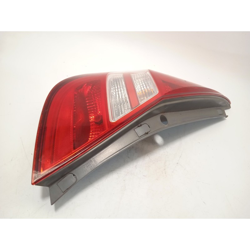 Recambio de piloto trasero izquierdo para hyundai i30 classic referencia OEM IAM 924012L010  