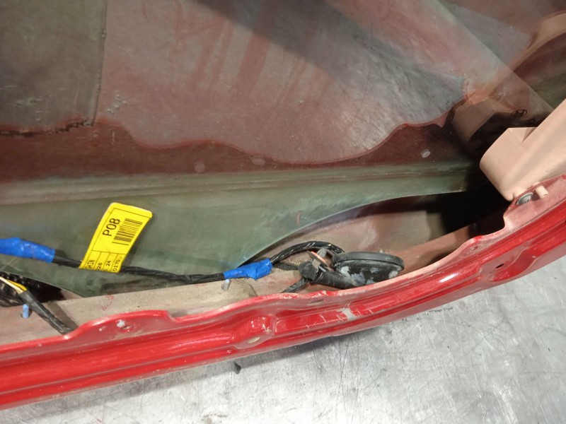 Recambio de puerta delantera derecha para hyundai i30 classic referencia OEM IAM 760042L010  