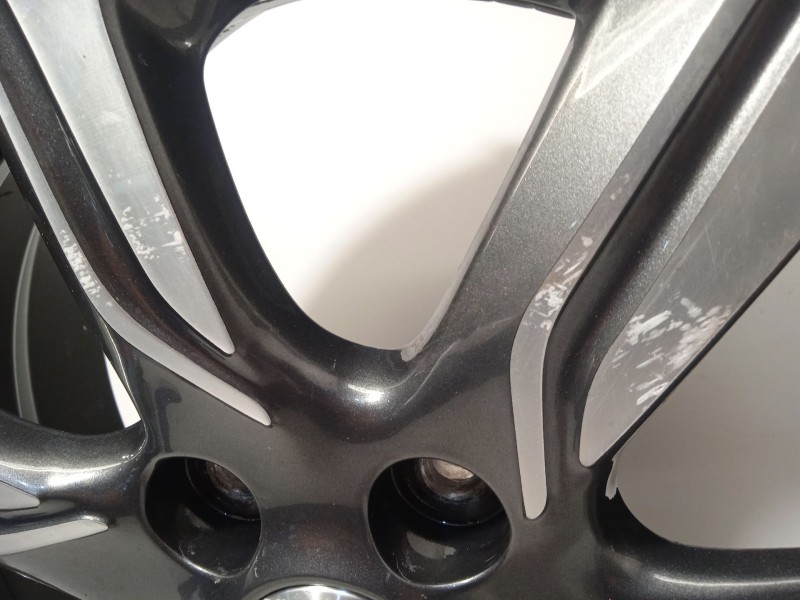 Recambio de llanta para hyundai ix20 1.6 cat referencia OEM IAM 529101K650  