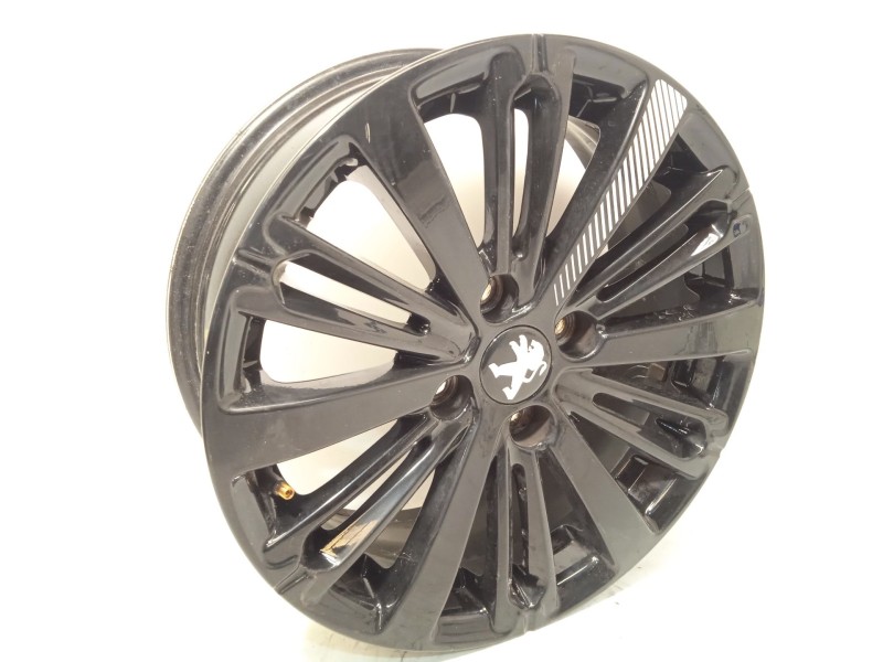 Recambio de llanta para peugeot 208 allure referencia OEM IAM 9808137577 98081375WR 