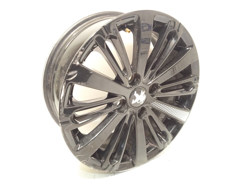 Recambio de llanta para peugeot 208 allure referencia OEM IAM 9808137577 98081375WR 