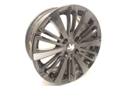 Recambio de llanta para peugeot 208 allure referencia OEM IAM 9808137577 98081375WR  2