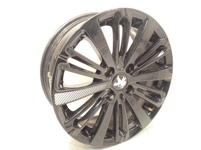 Recambio de llanta para peugeot 208 allure referencia OEM IAM 9808137577 98081375WR 