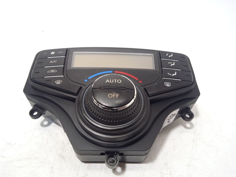 Recambio de mando climatizador para hyundai i30 classic referencia OEM IAM 972502L600  