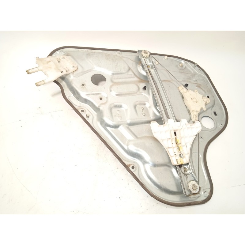 Recambio de elevalunas trasero derecho para hyundai i30 classic referencia OEM IAM 834812L010 834602L000 