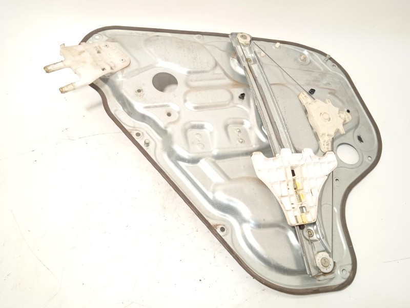 Recambio de elevalunas trasero derecho para hyundai i30 classic referencia OEM IAM 834812L010 834602L000 