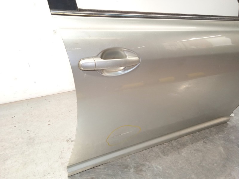 Recambio de puerta delantera derecha para toyota avensis (_t25_) 2.2 d-4d (adt251_) referencia OEM IAM 6700105050  