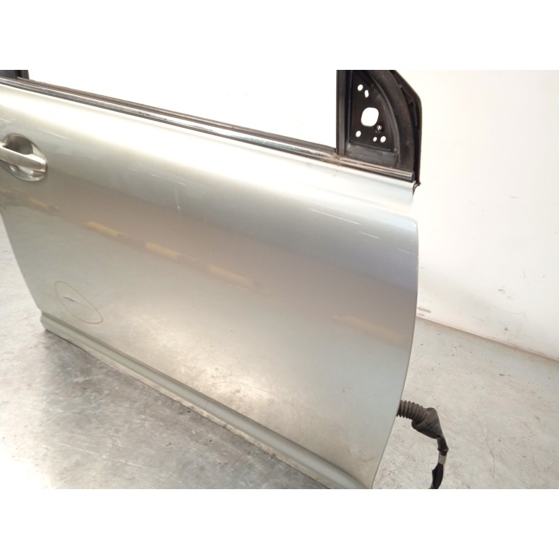 Recambio de puerta delantera derecha para toyota avensis (_t25_) 2.2 d-4d (adt251_) referencia OEM IAM 6700105050  