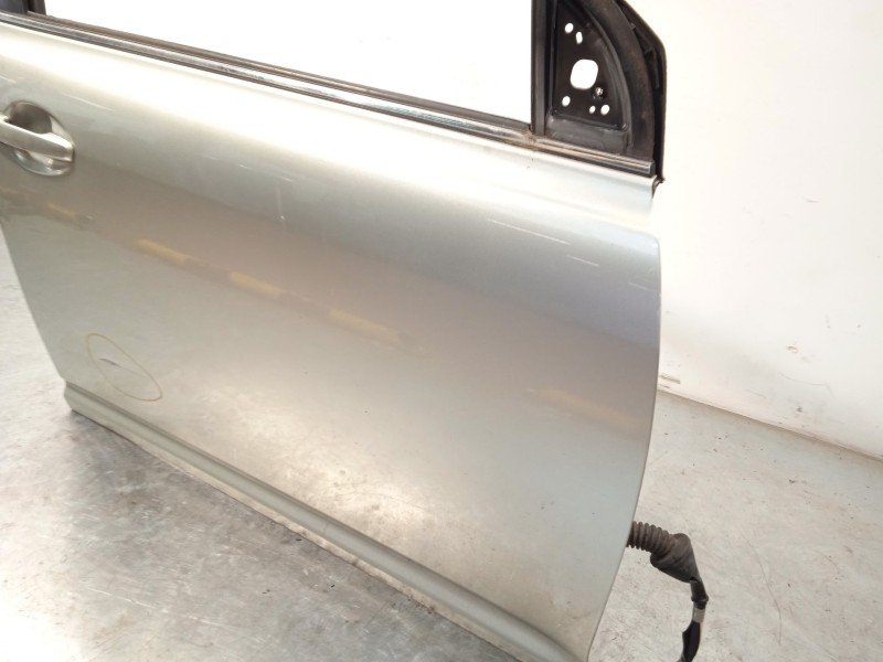 Recambio de puerta delantera derecha para toyota avensis (_t25_) 2.2 d-4d (adt251_) referencia OEM IAM 6700105050  