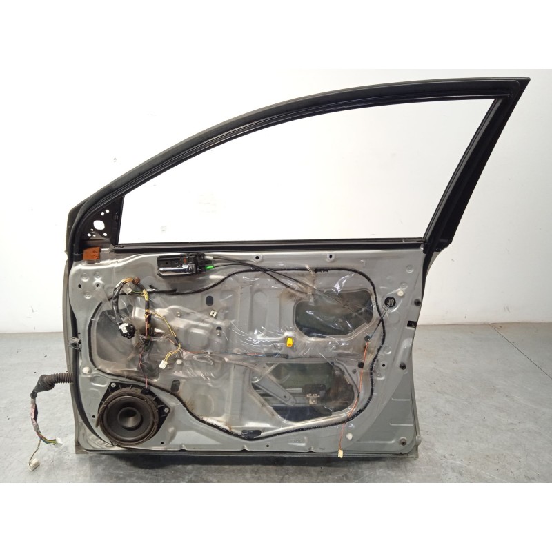Recambio de puerta delantera derecha para toyota avensis (_t25_) 2.2 d-4d (adt251_) referencia OEM IAM 6700105050  