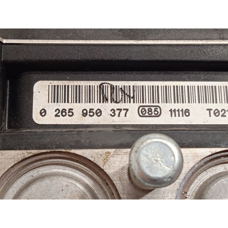 Recambio de abs para renault clio iii 1.2 referencia OEM IAM 8201128481 0265950377 0265234800