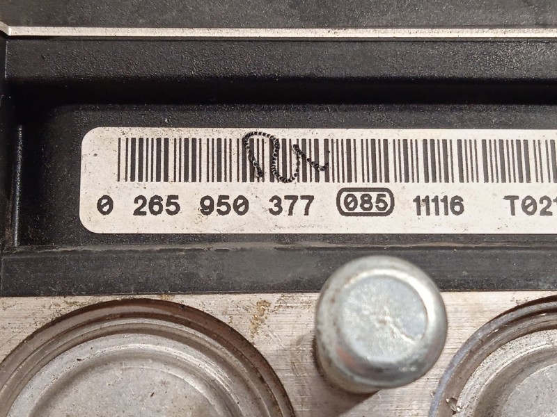 Recambio de abs para renault clio iii 1.2 referencia OEM IAM 8201128481 0265950377 0265234800