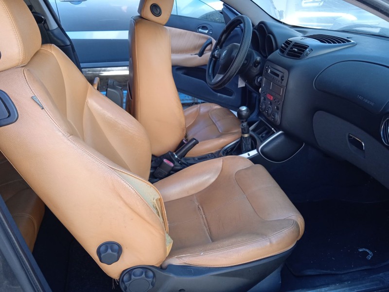 alfa romeo gt (937_) del año 2005