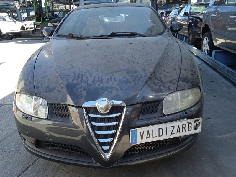 alfa romeo gt (937_) del año 2005